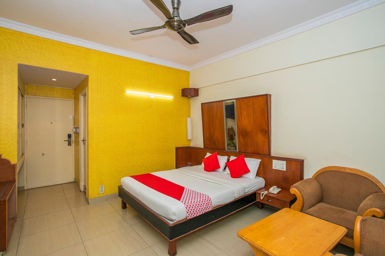 Oyo 18762 Vaishnavi Residency Otel Bangalore Dış mekan fotoğraf