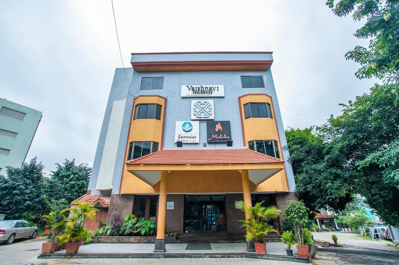 Oyo 18762 Vaishnavi Residency Otel Bangalore Dış mekan fotoğraf